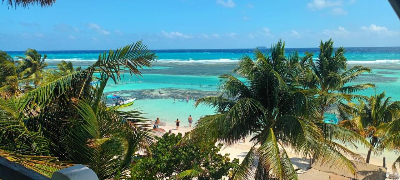 Hotel Blue Reef Frente Al Mar Mahahual Exterior foto