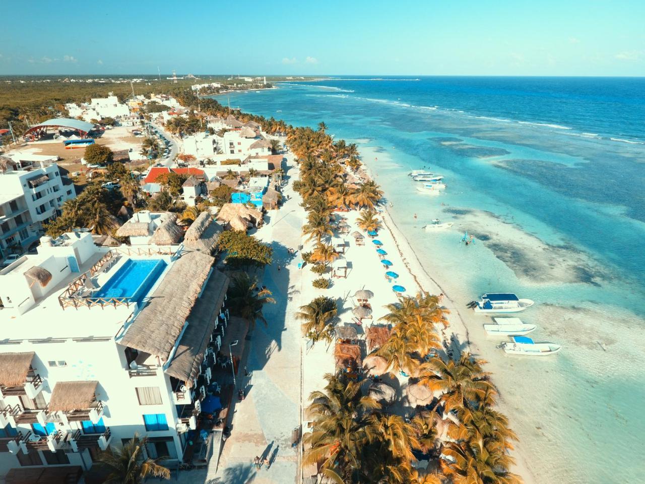 Hotel Blue Reef Frente Al Mar Mahahual Exterior foto